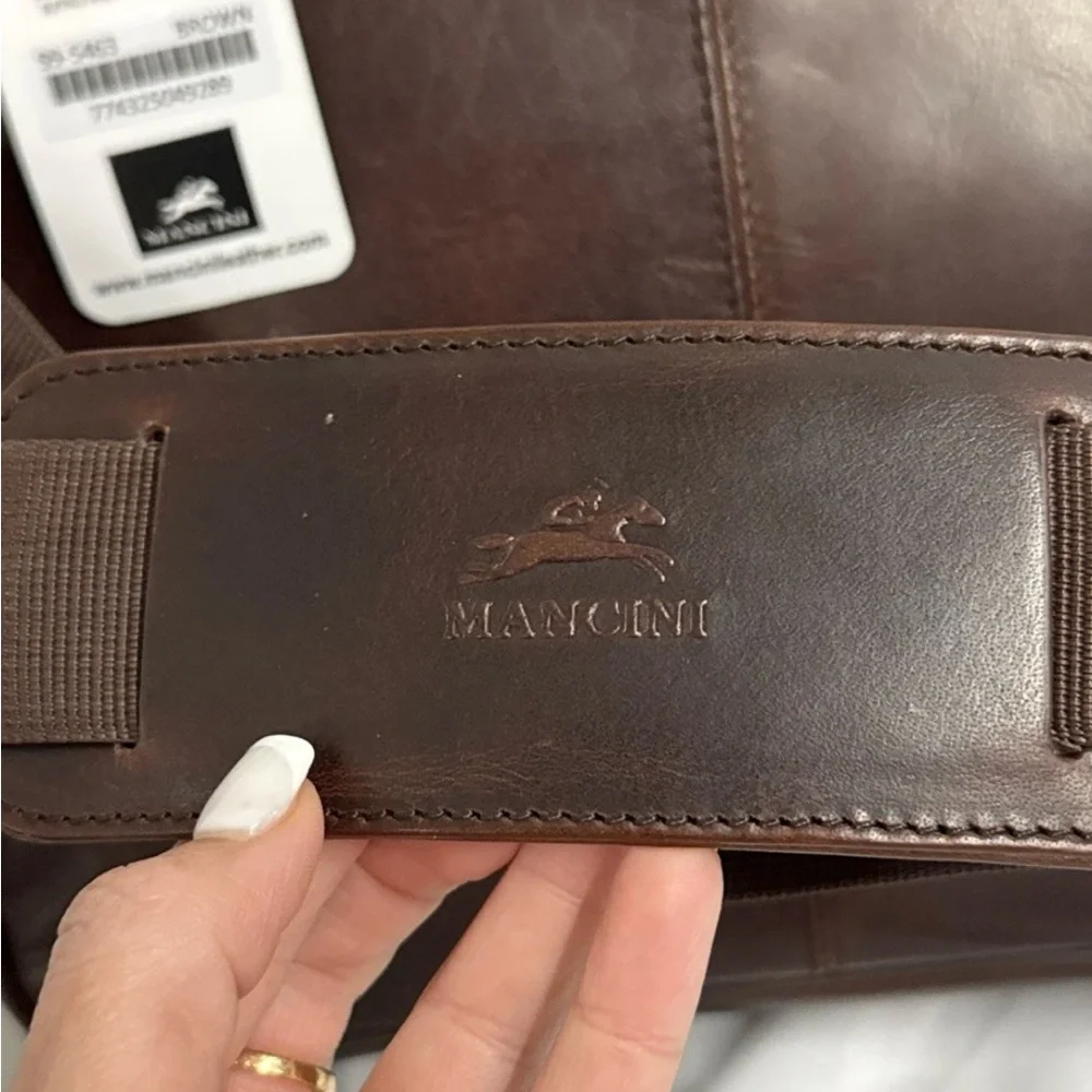 Mancini Buffalo Messenger Bag for 12